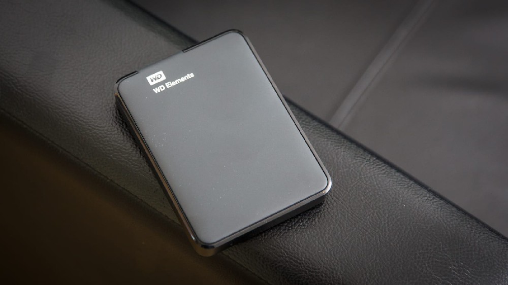 Western Digital Elements External Hard Drive